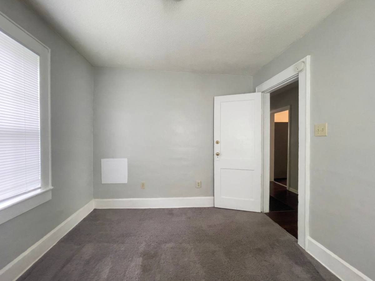 Apartment for rent at 1711 N Ball Ave, Muncie, IN 47303