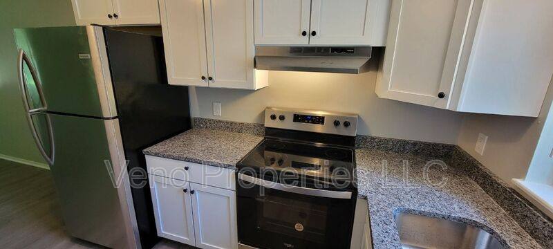 Townhouse for rent at 40 McIntyre St #B2, Fort Edward, NY 12828