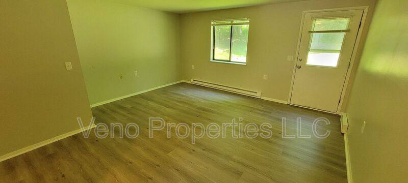 Townhouse for rent at 40 McIntyre St #B2, Fort Edward, NY 12828