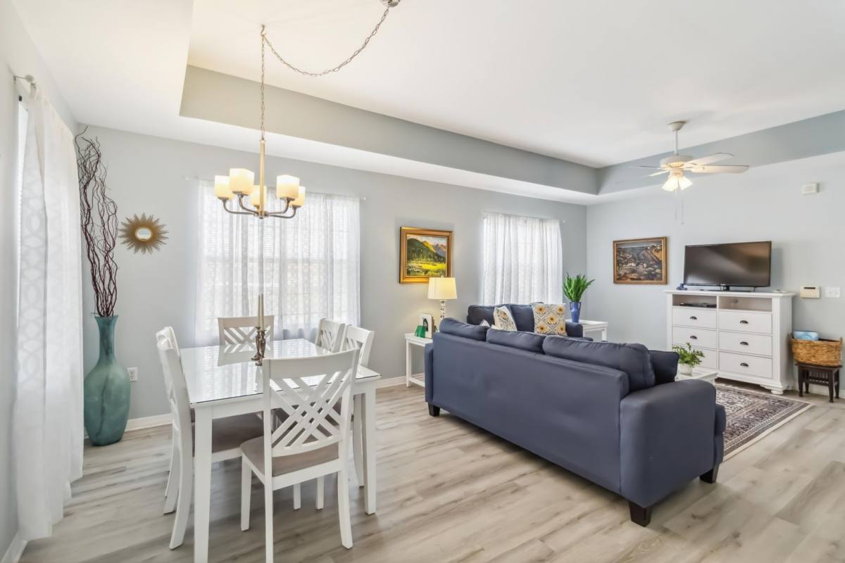 Apartment for rent at 1030 Villagio Circle, Sarasota, FL 34237
