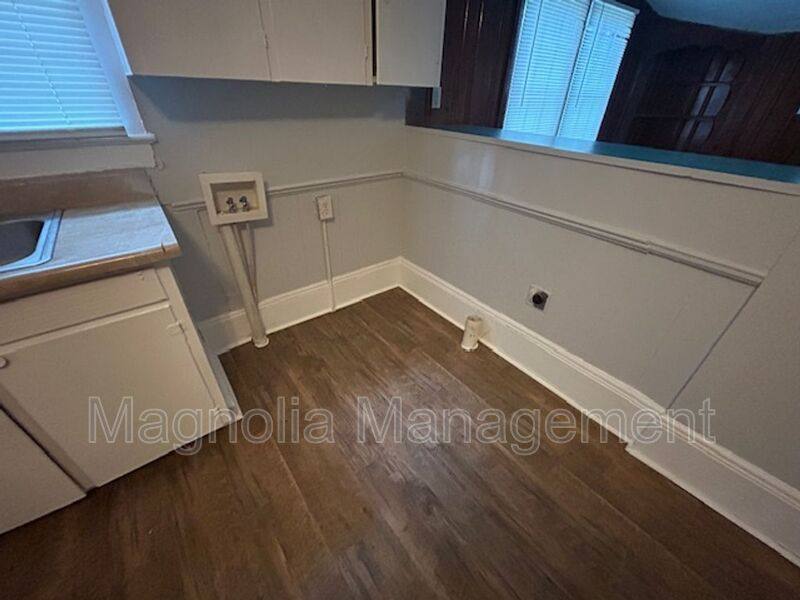 House for rent at 241 Davis St, Henderson, NC 27536