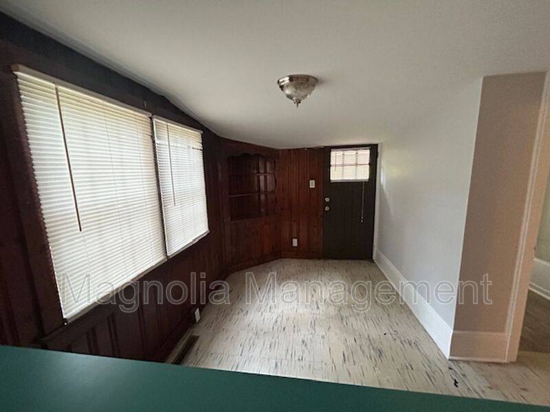 House for rent at 241 Davis St, Henderson, NC 27536