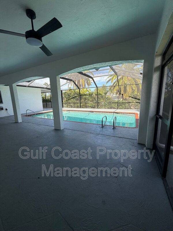 House for rent at 711 SE 33rd Terrace, Cape Coral, FL 33904