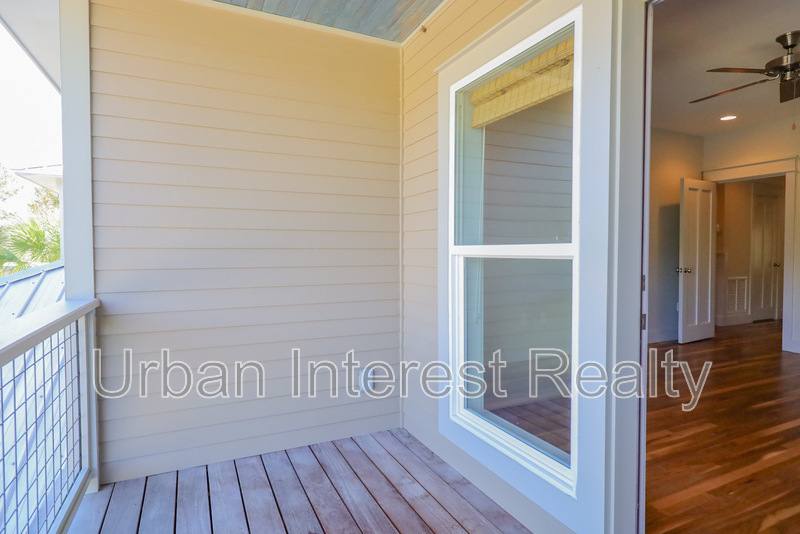 Townhouse for rent at 15 Palm St #B, Freeport, FL 32439