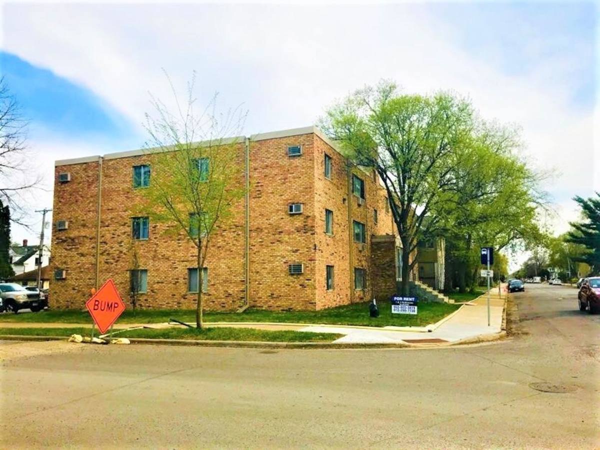 Apartment for rent at 3305 Bryant Ave S, Minneapolis, MN 55408