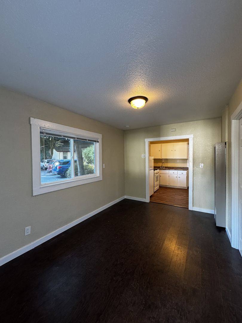 Apartment for rent at 14860 River Rd, Guerneville, CA 95446