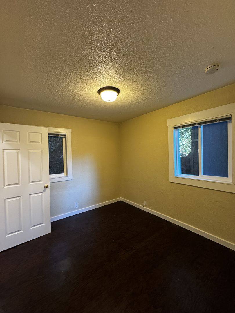 Apartment for rent at 14860 River Rd, Guerneville, CA 95446