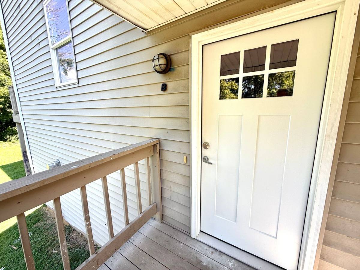 Apartment for rent at 1225-1227 Giles Rd, Blacksburg, VA 24060