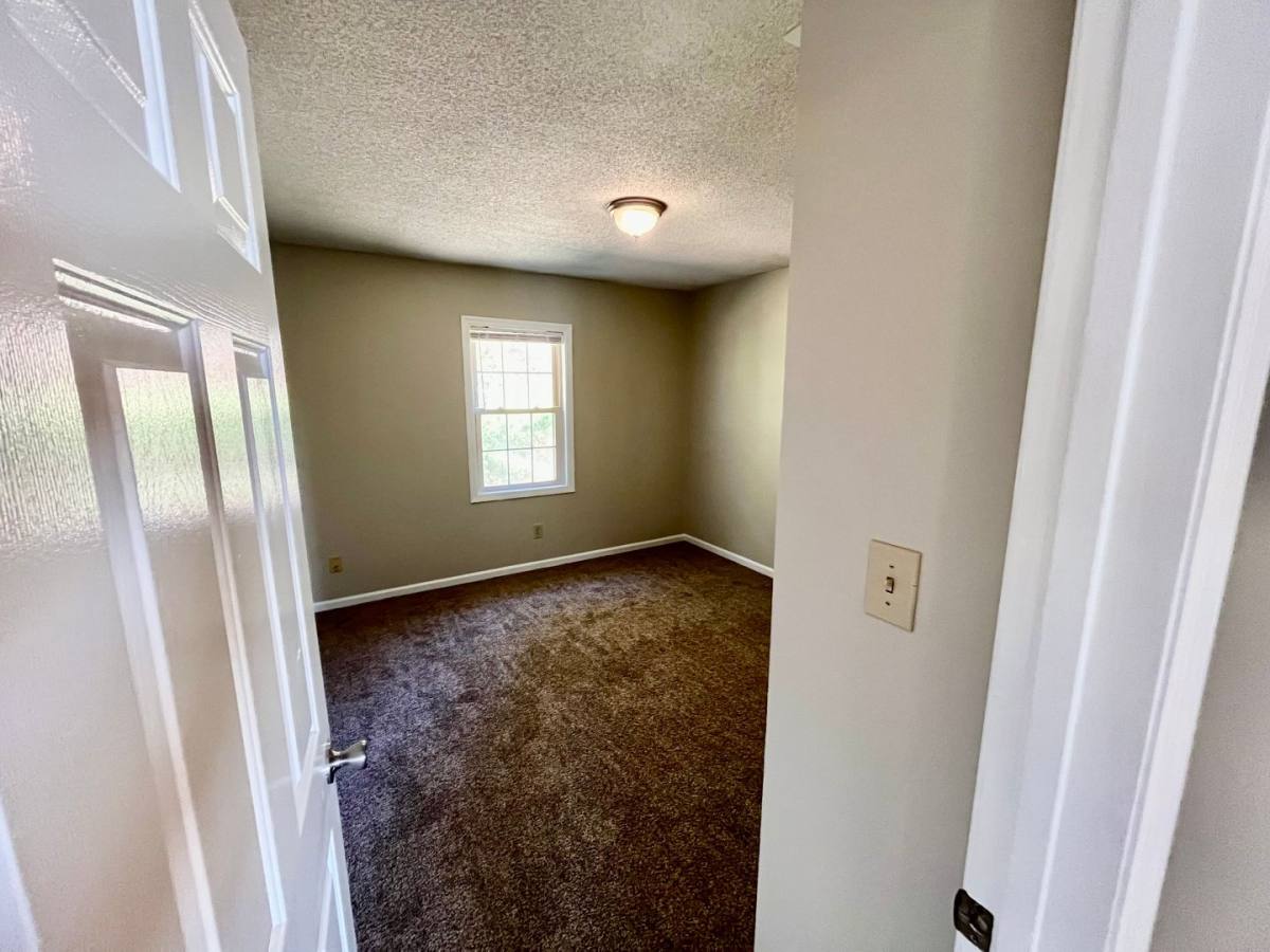 Apartment for rent at 553 Corbin St, Jacksonville, NC 28546