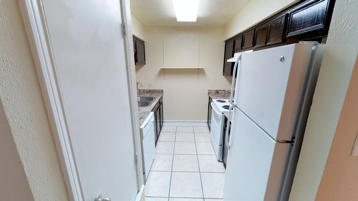 Apartment for rent at 930 W Sycamore St, Denton, TX 76201
