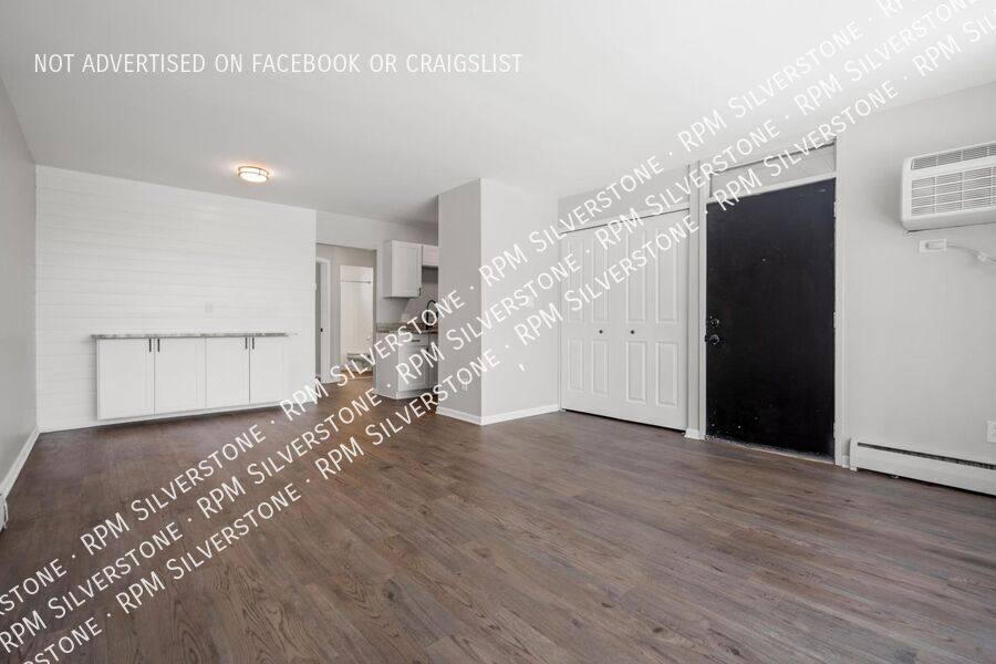 Apartment for rent at 3415 Fairmont Rd #2, Royal Oak, MI 48073