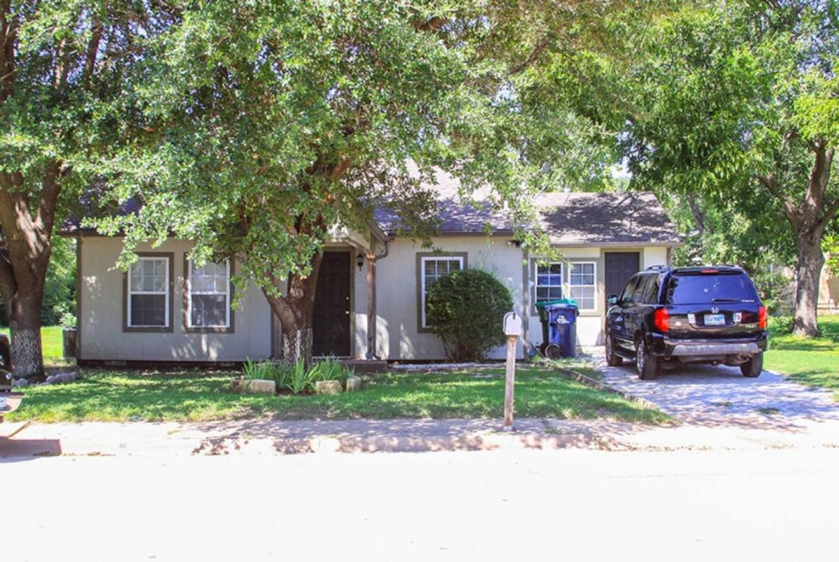 House for rent at 1608 McCormick St, Denton, TX 76205