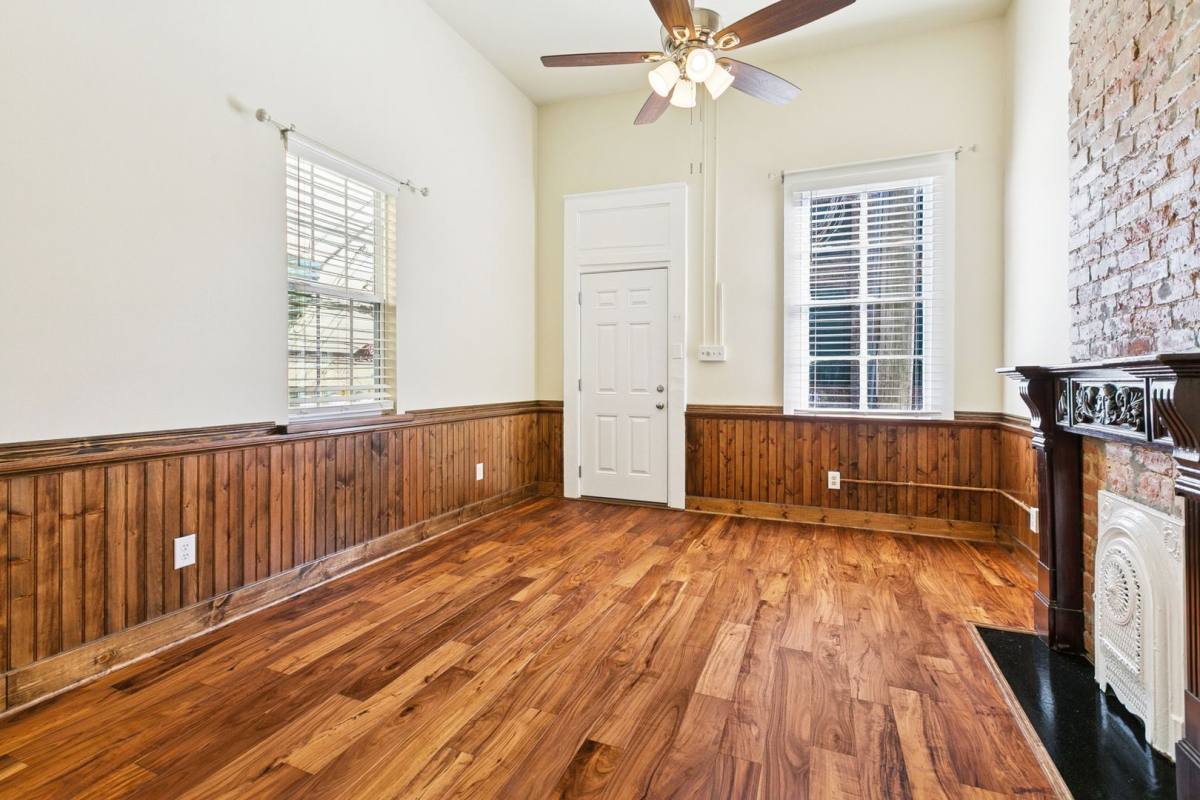 Apartment for rent at 4535-4537 Tchoupitoulas St, New Orleans, LA 70115