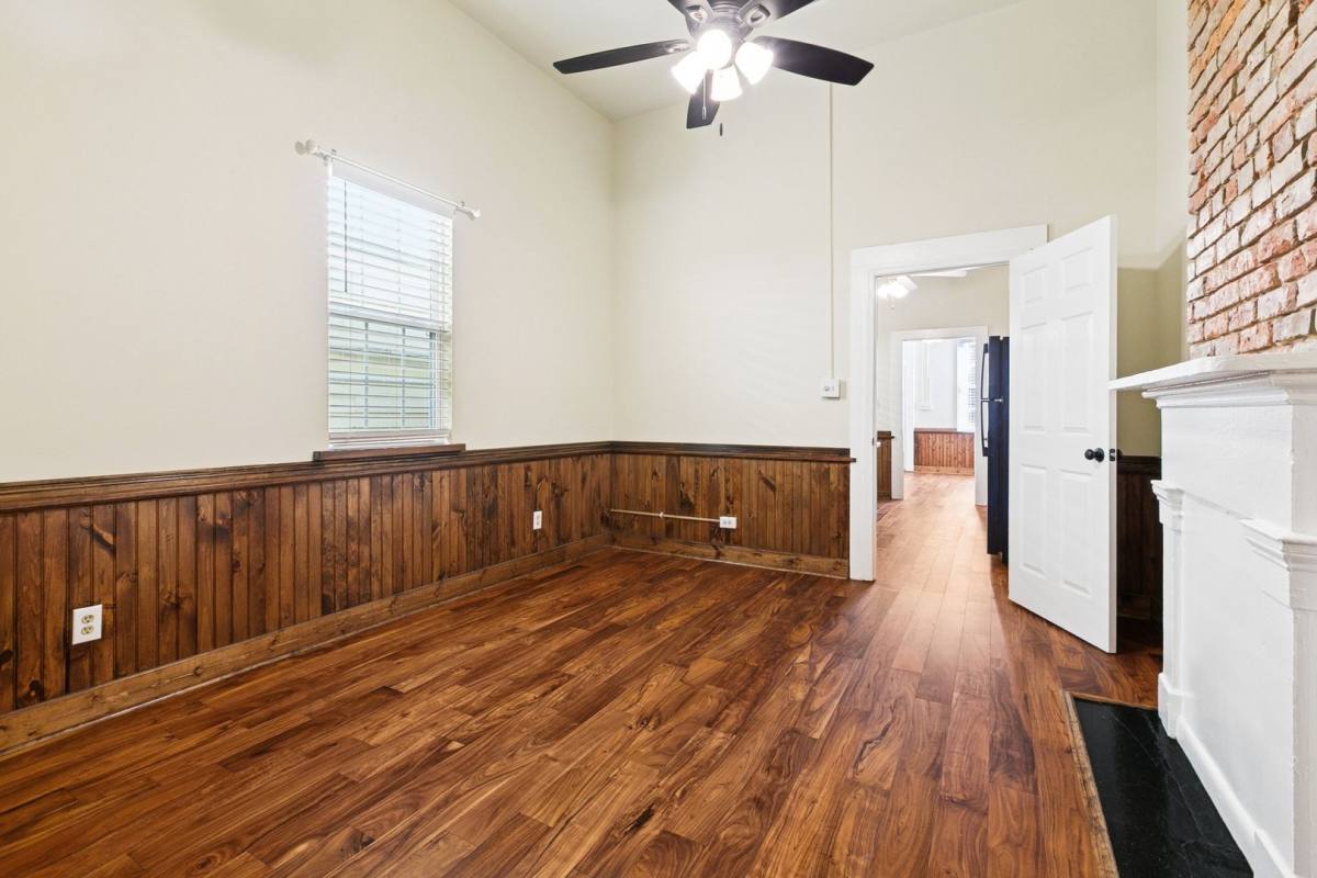 Apartment for rent at 4535-4537 Tchoupitoulas St, New Orleans, LA 70115