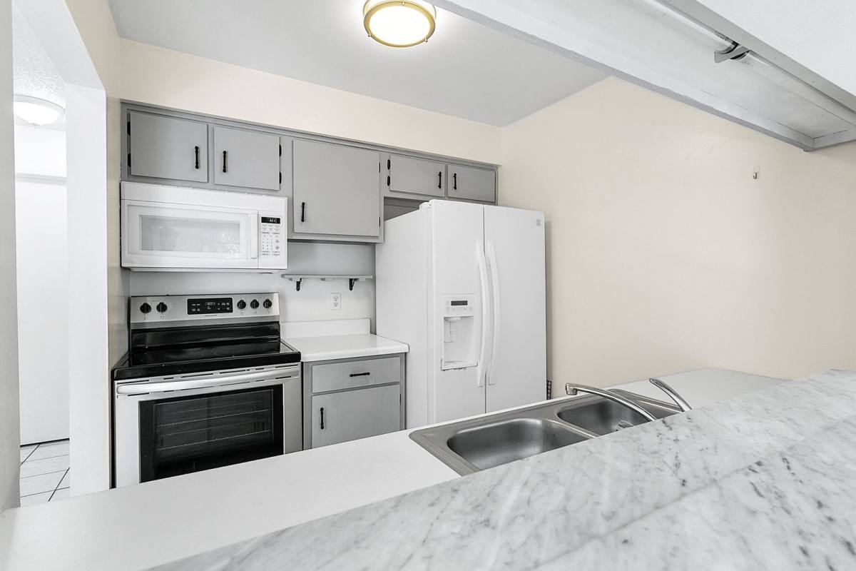 Condo for rent at 305 Northlake Dr, Sanford, FL 32773