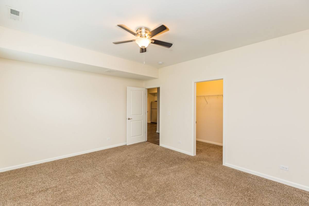 Apartment for rent at 40-60 W Main St, Lake Zurich, IL 60047