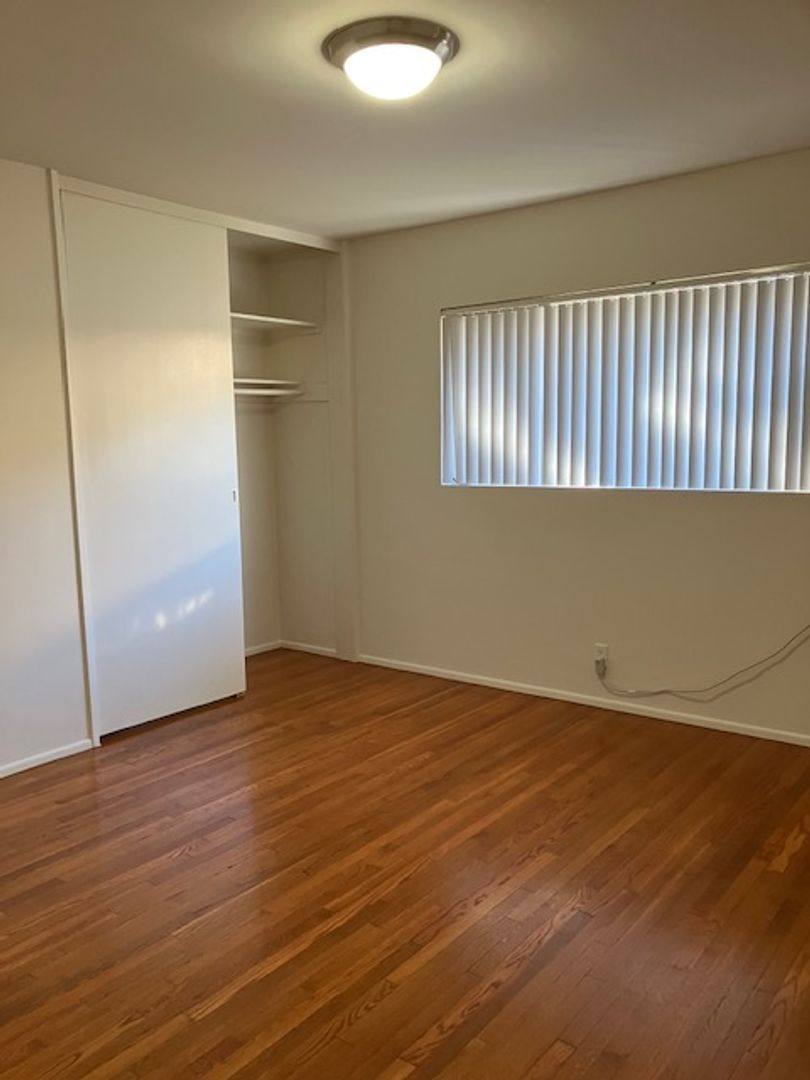Apartment for rent at 312, 320, 322 N Atlantic Blvd, Alhambra, CA 91801