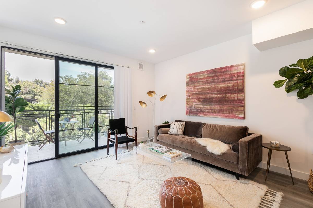 Condo for rent at 3160 Riverside Dr, Los Angeles, CA 90027