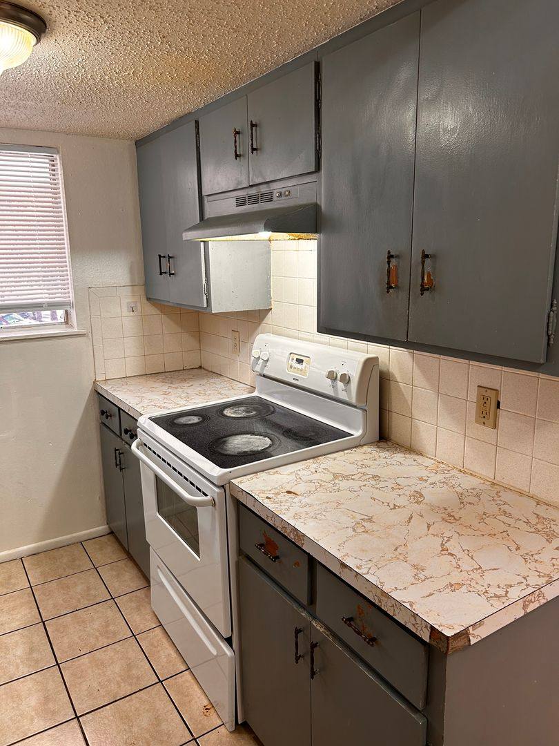 Apartment for rent at 2100 Carlton St, Springdale, AR 72762