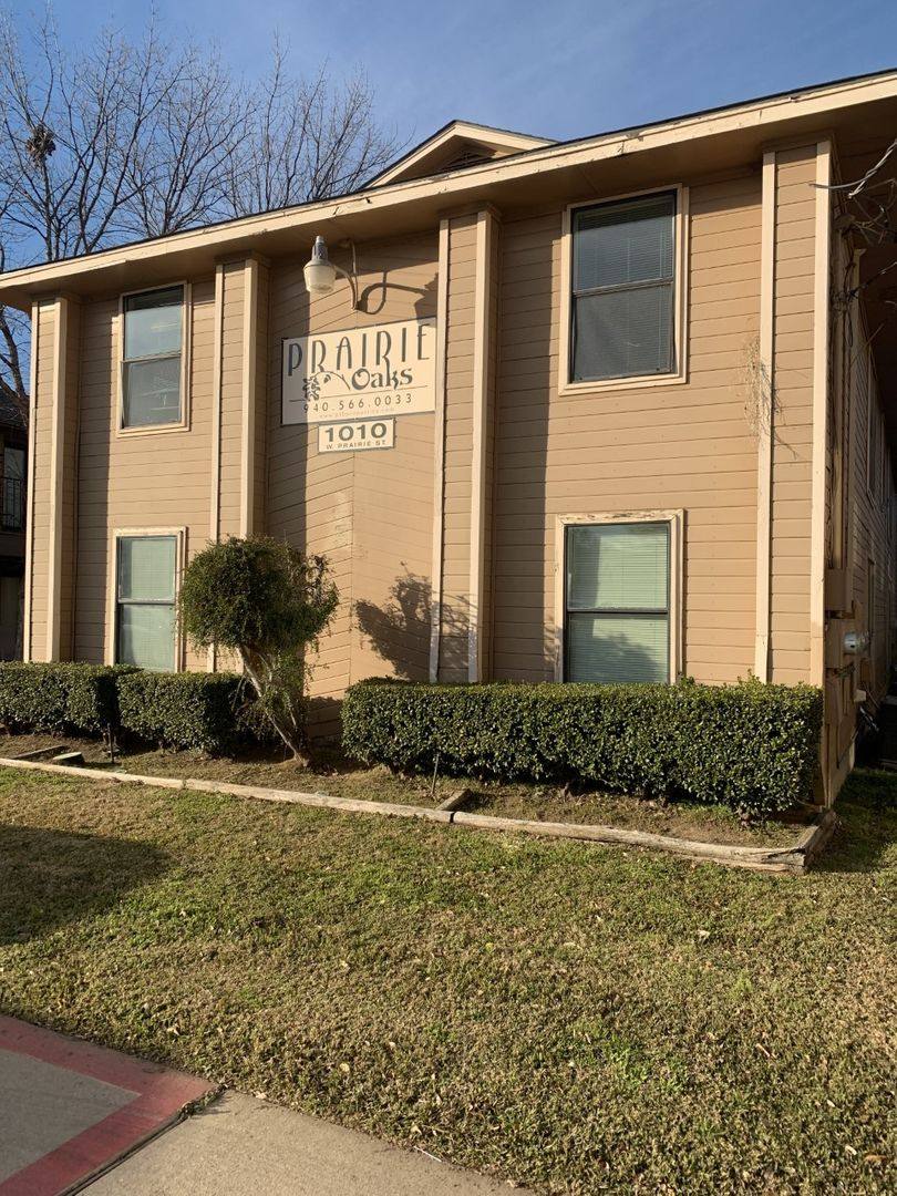 Apartment for rent at 1010 W Prairie St, Denton, TX 76201