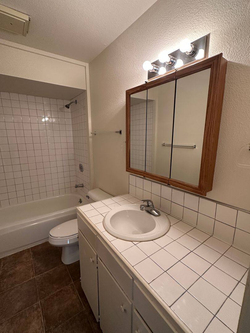 Apartment for rent at 222 Jefferson, Hanna, WY 82327