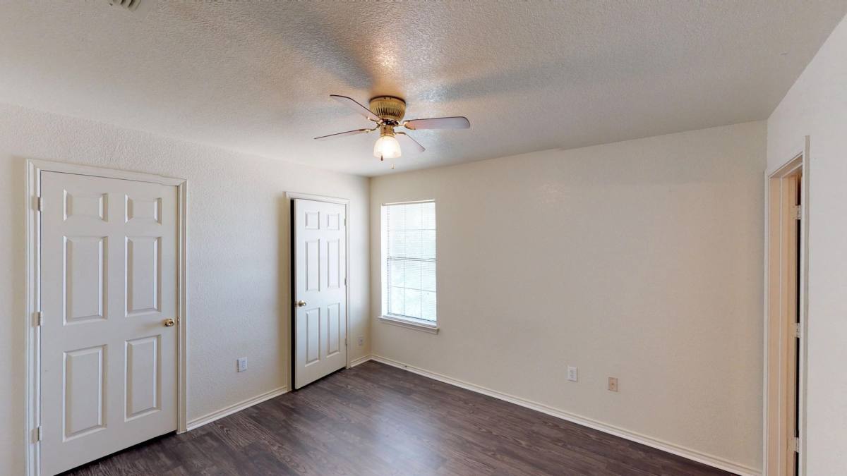 Apartment for rent at 713 W Mulberry St, Denton, TX 76201