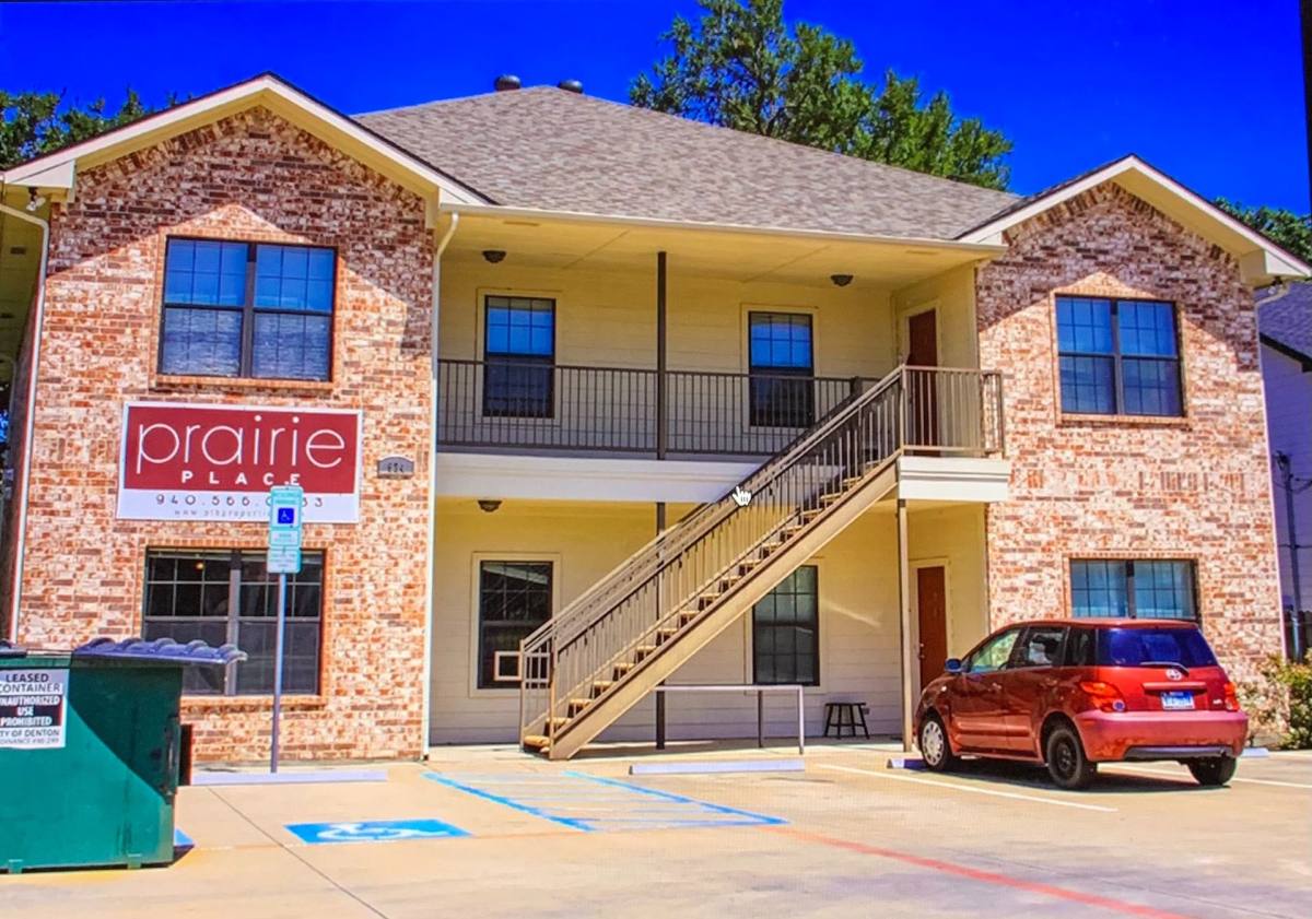 Apartment for rent at 924 W Prairie St, Denton, TX 76201