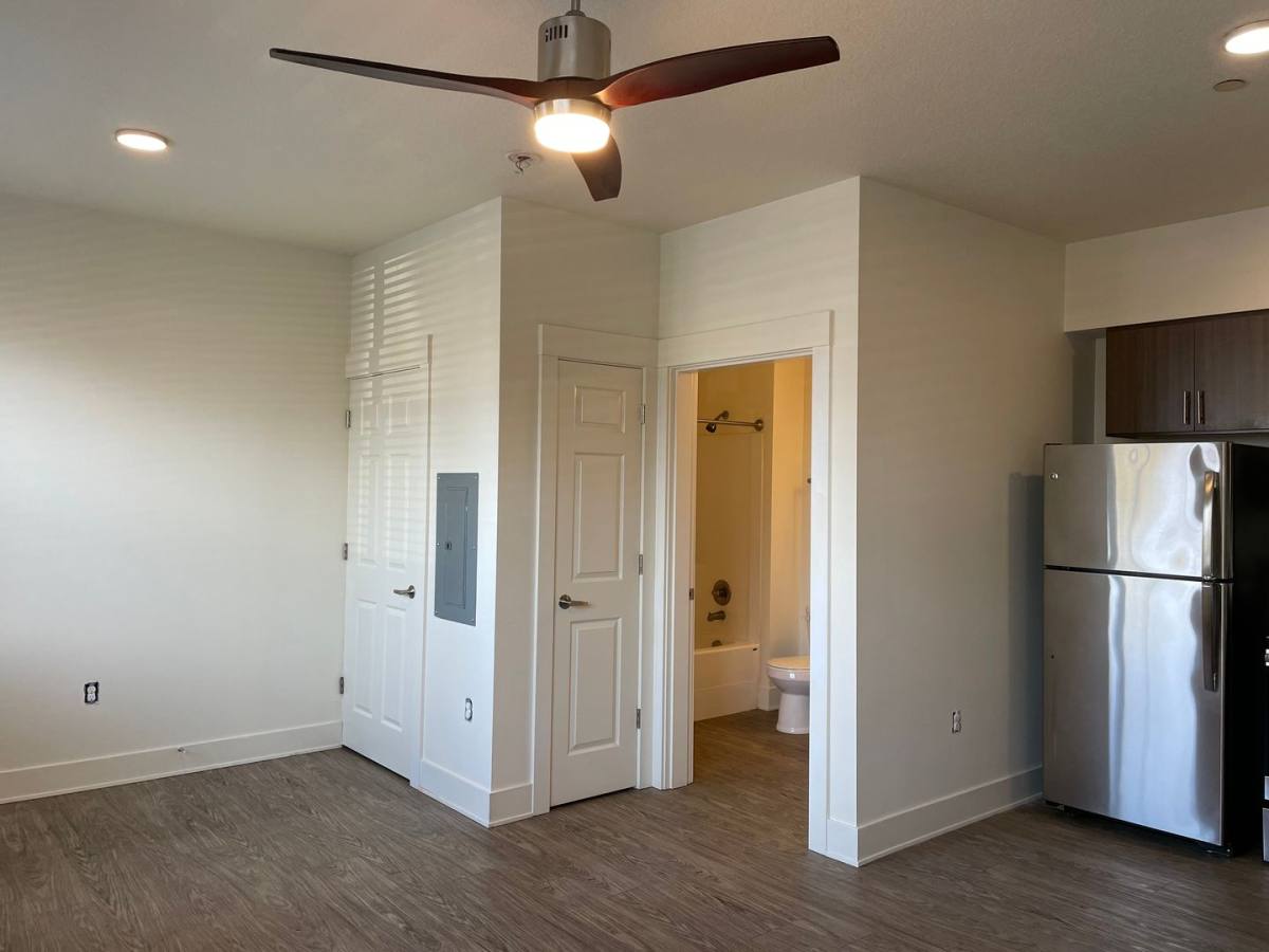 Apartment for rent at 13609 NE 28th St, Vancouver, WA 98682