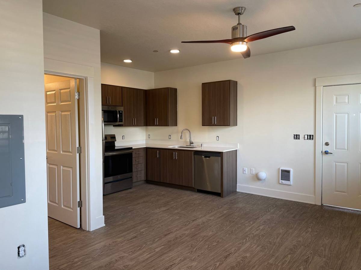 Apartment for rent at 13609 NE 28th St, Vancouver, WA 98682
