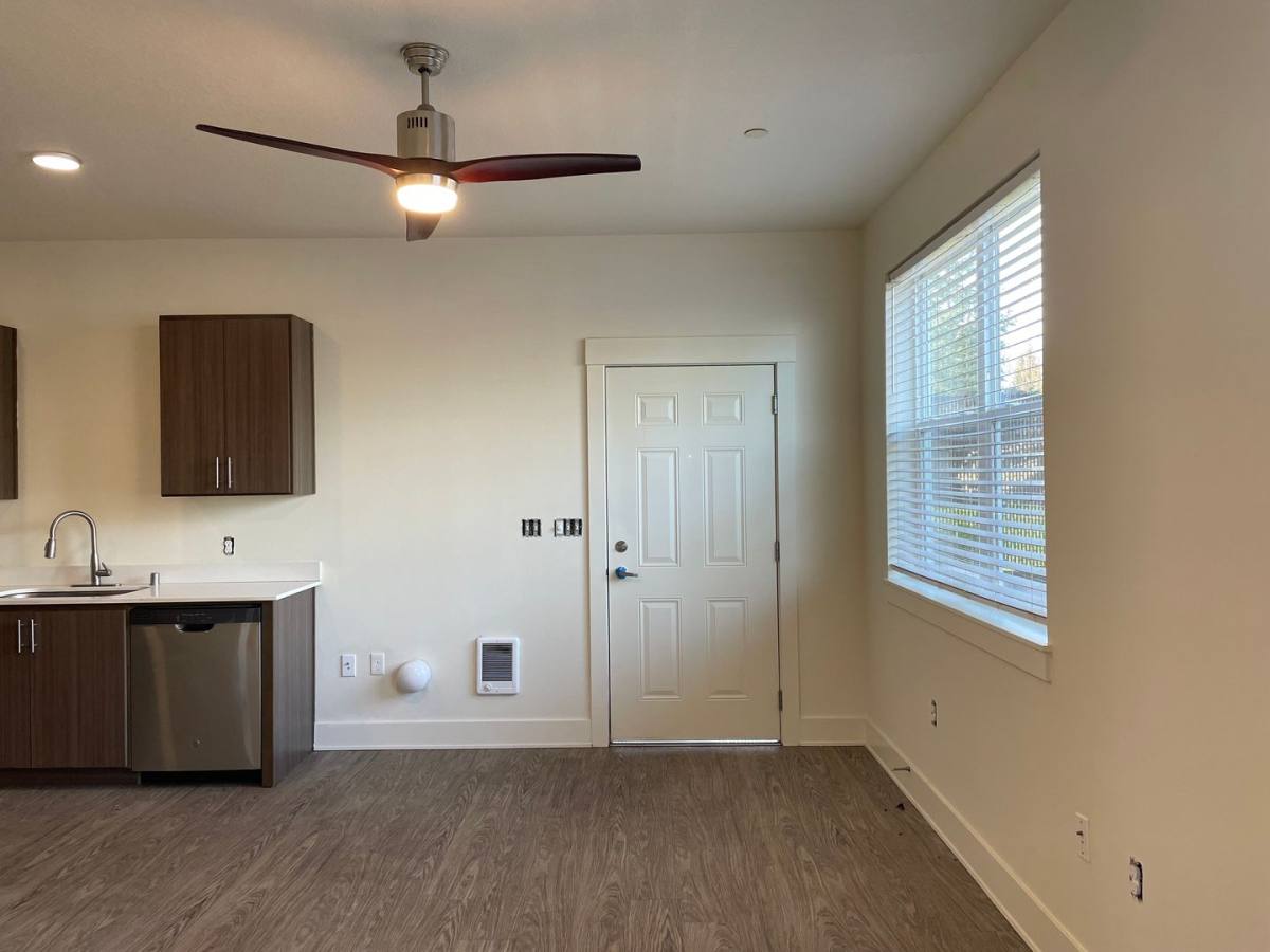 Apartment for rent at 13609 NE 28th St, Vancouver, WA 98682