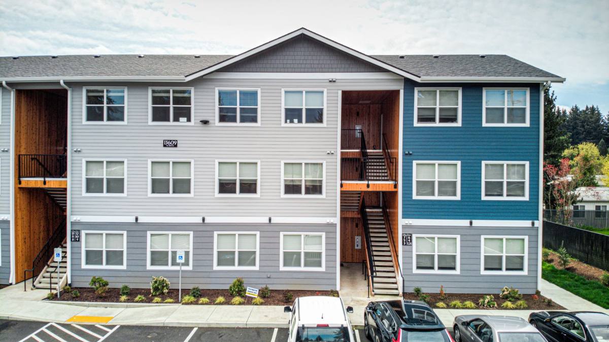 Apartment for rent at 13609 NE 28th St, Vancouver, WA 98682