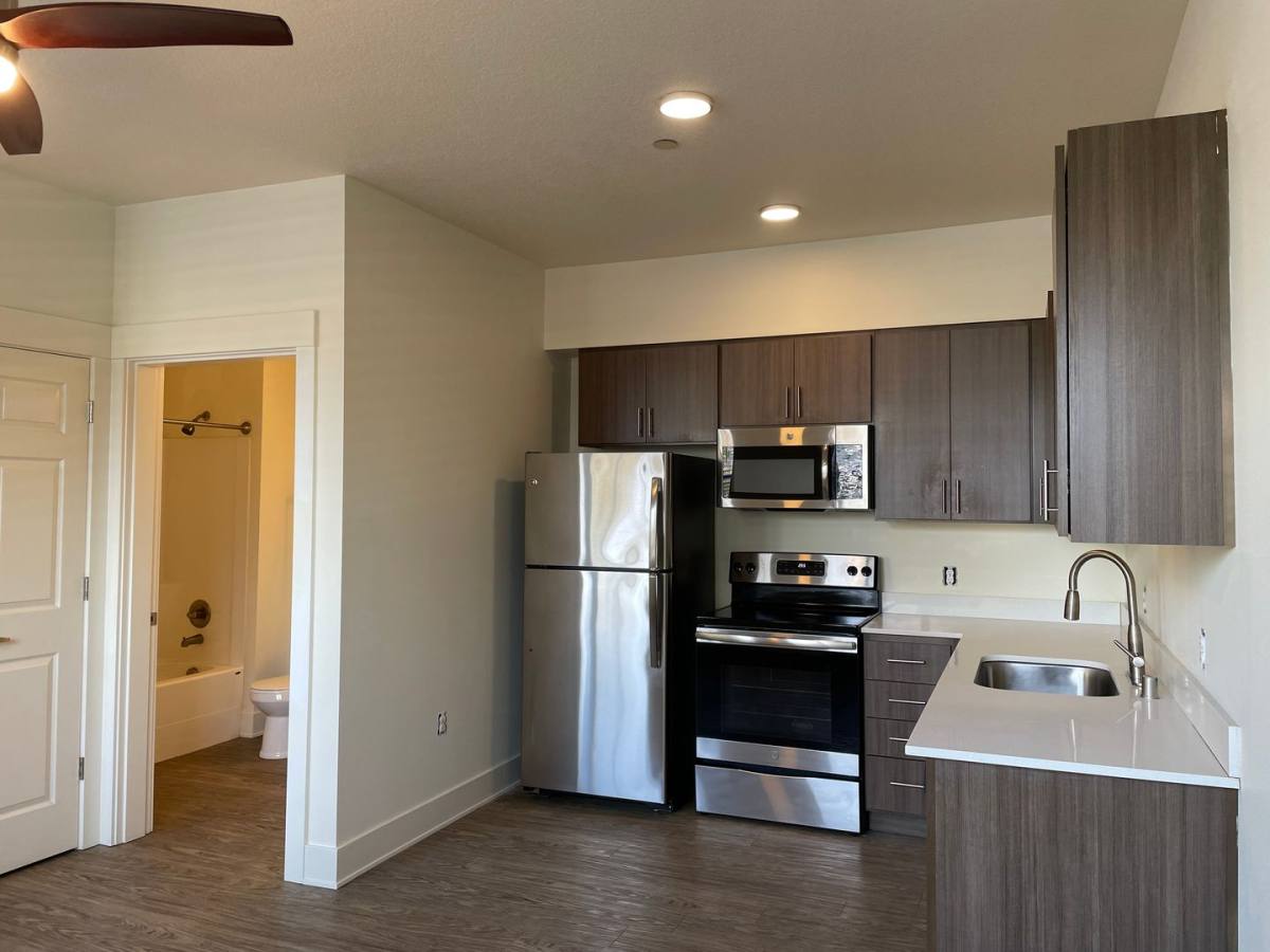 Apartment for rent at 13609 NE 28th St, Vancouver, WA 98682