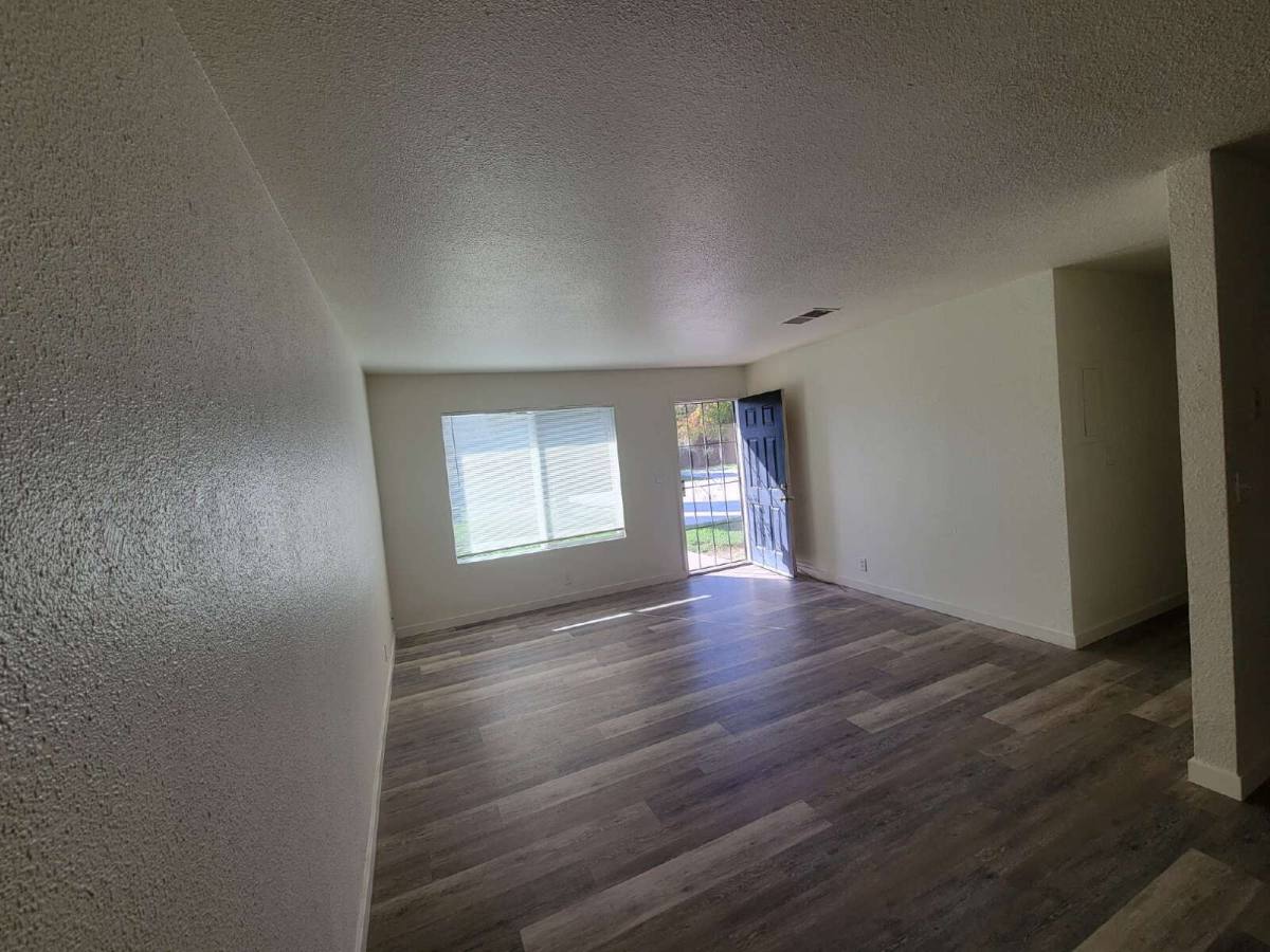Apartment for rent at 1024 X St, Merced, CA 95341