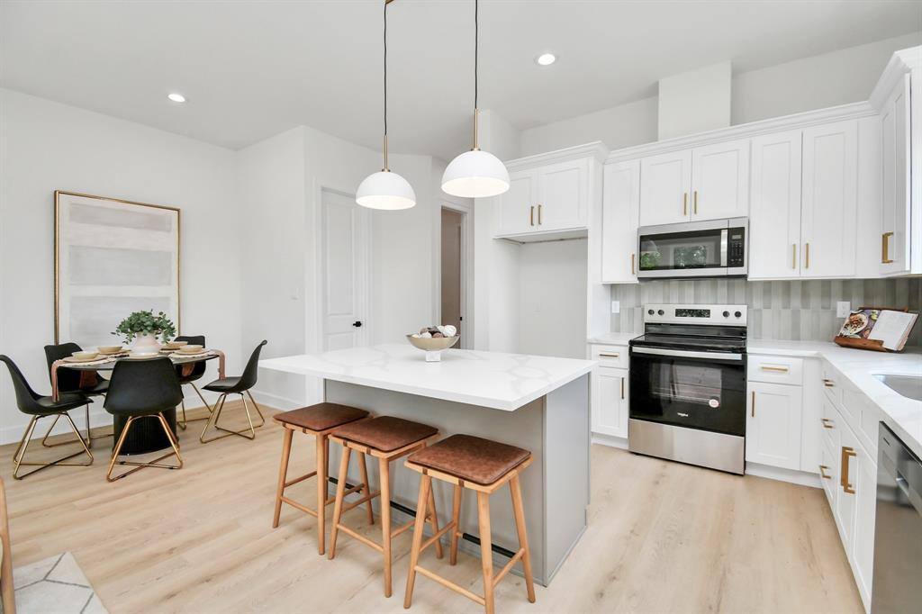 Apartment for rent at 8324 Corinth St A, Houston, TX 77051