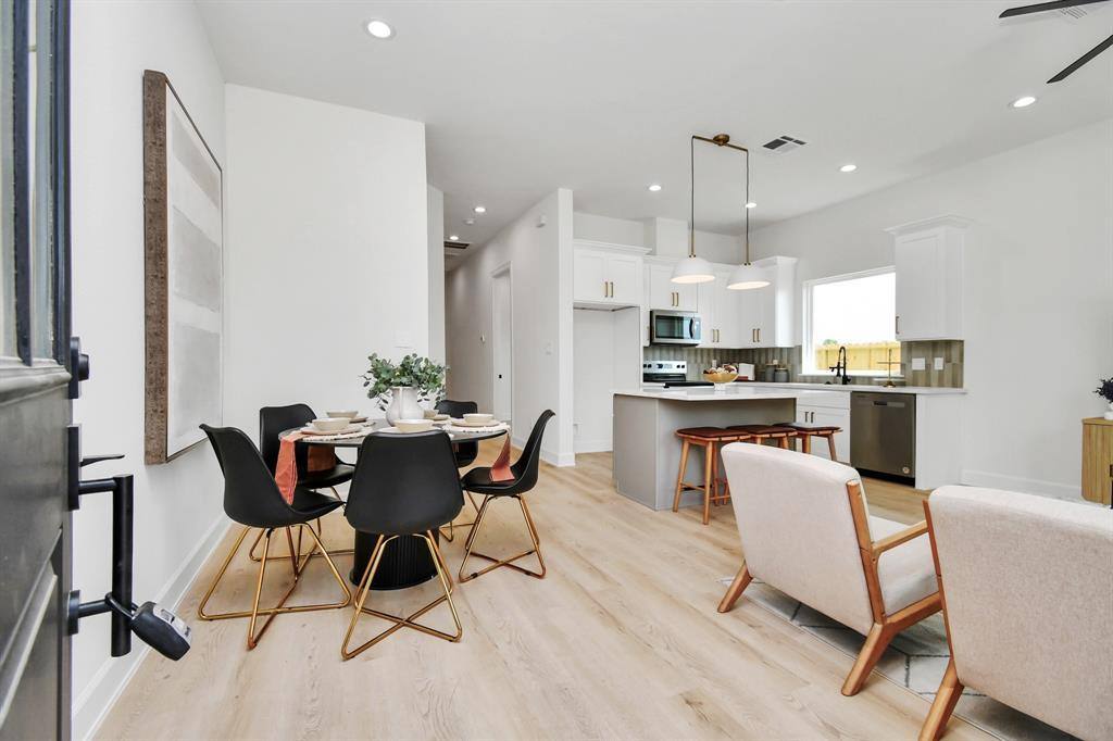 Apartment for rent at 8324 Corinth St A, Houston, TX 77051