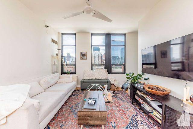 Condo for rent at 1255 S State St #901, Chicago, IL 60605