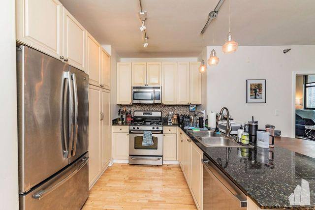 Condo for rent at 1255 S State St #901, Chicago, IL 60605
