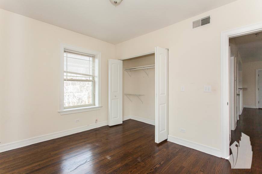 Apartment for rent at 3812 N Sheffield Ave, Chicago, IL 60613