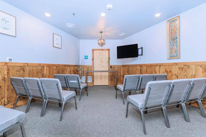 Apartment for rent at The Retreat, 2902 S Belt Line Rd, Grand Prairie, TX 75052