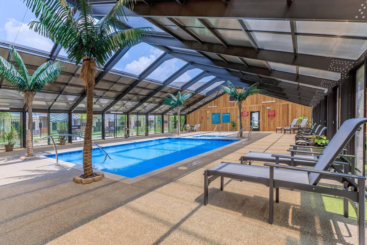 Apartment for rent at The Retreat, 2902 S Belt Line Rd, Grand Prairie, TX 75052