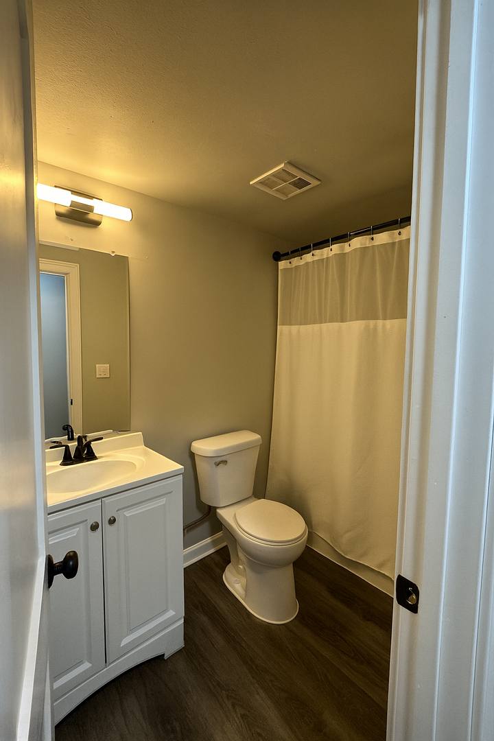 Apartment for rent at 418 Second St, Ann Arbor, MI 48103