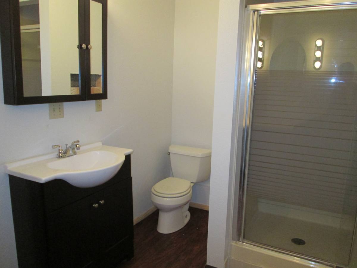 House for rent at 2529 Bainbridge Ave, Youngstown, OH 44511