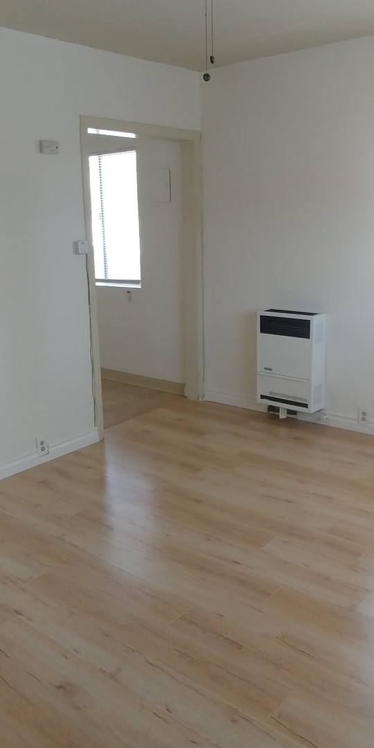Apartment for rent at 1279-1285 Chestnut Ave, Long Beach, CA 90813
