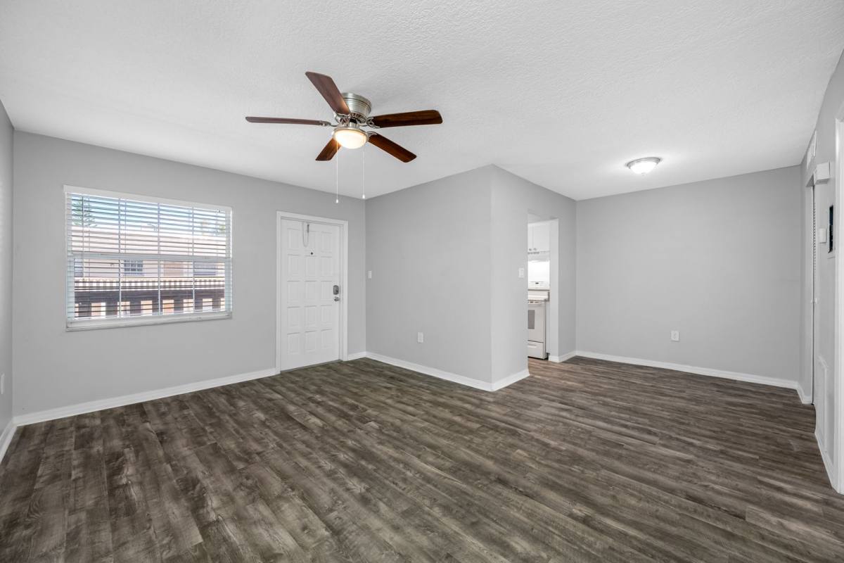 Apartment for rent at 1500 W Bay Dr, Largo, FL 33770