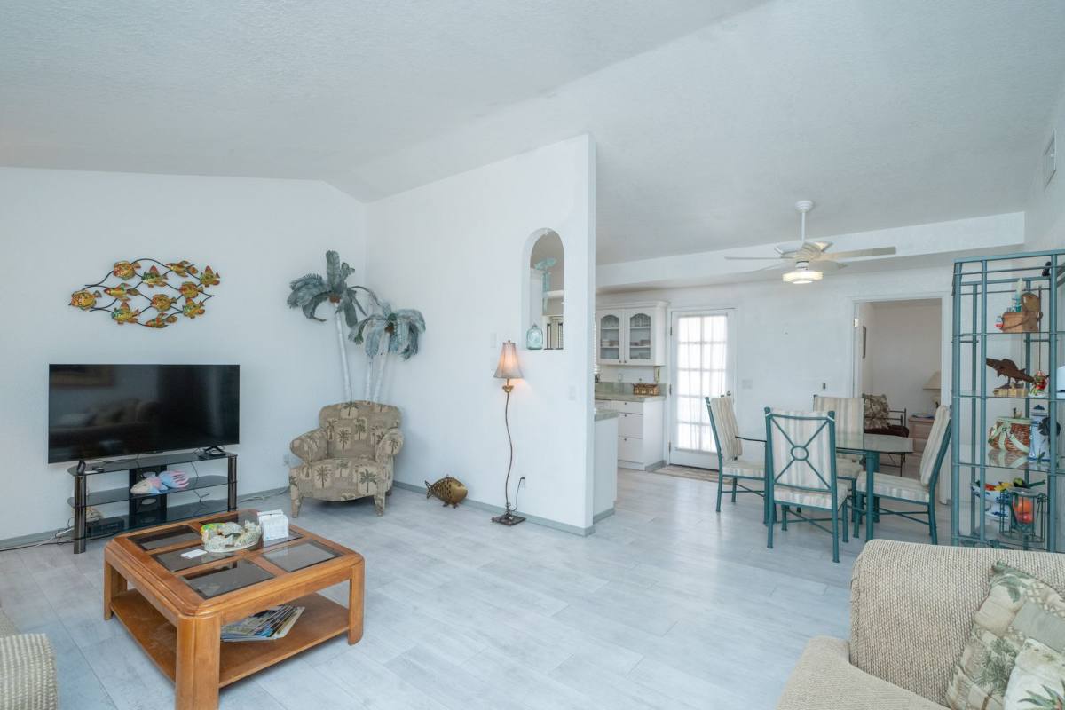 House for rent at 3910 Coral Reef Dr, Lake Havasu City, AZ 86406