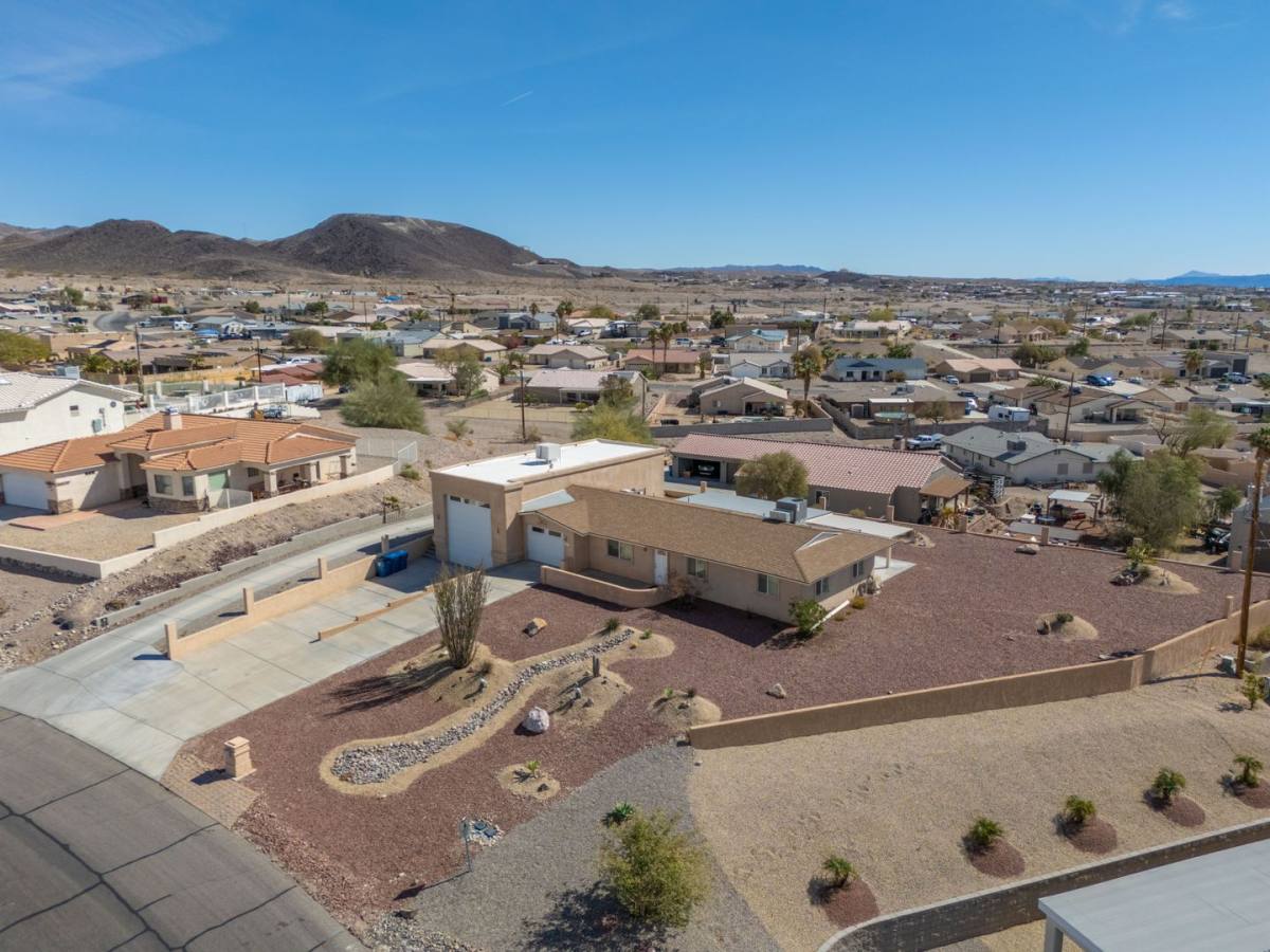 House for rent at 3910 Coral Reef Dr, Lake Havasu City, AZ 86406