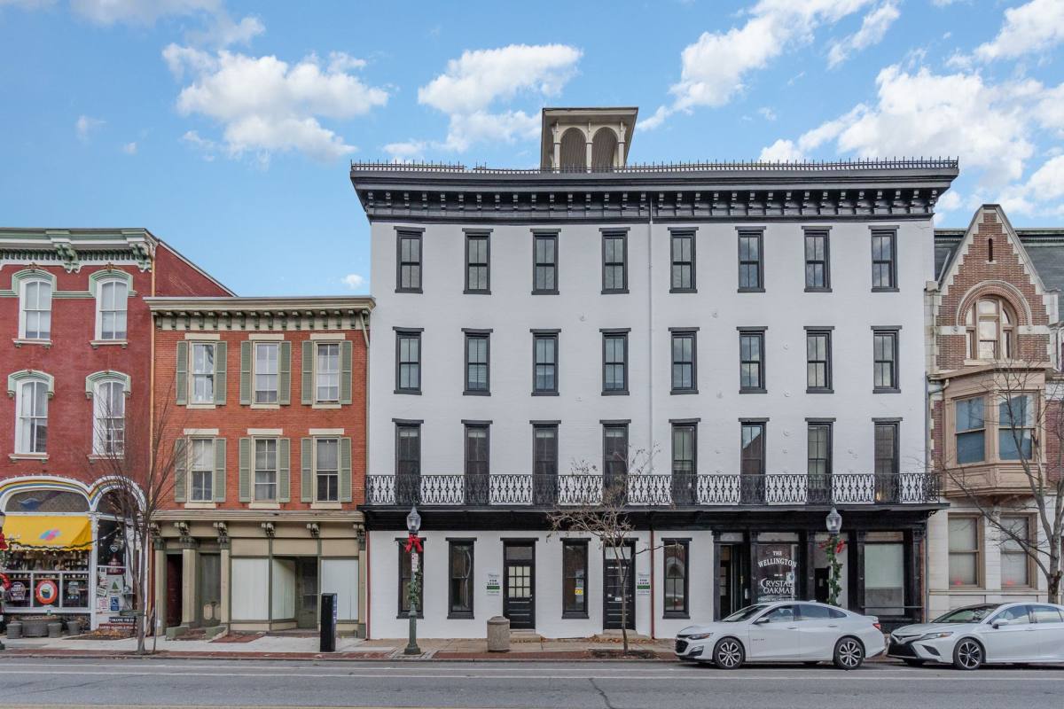 Apartment for rent at 17 E High St, Carlisle, PA 17013