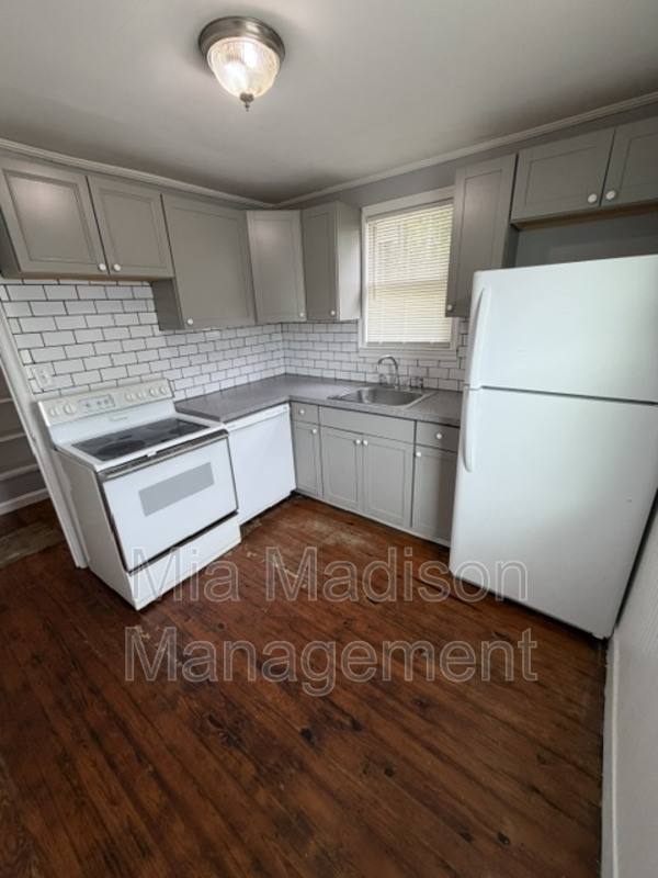 Apartment for rent at 2017 Louisiana Ave, Savannah, GA 31404