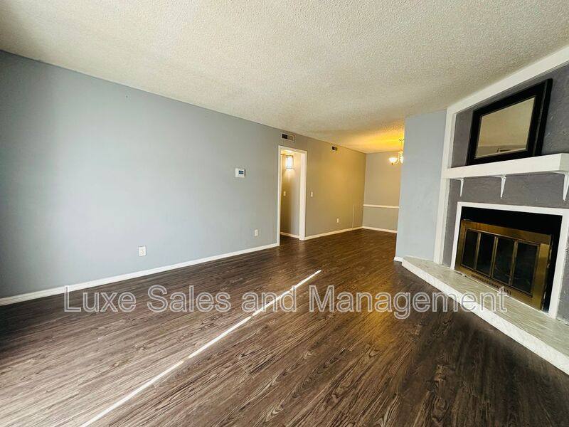 Condo for rent at 6034 NW Expressway #B, Oklahoma City, OK 73132