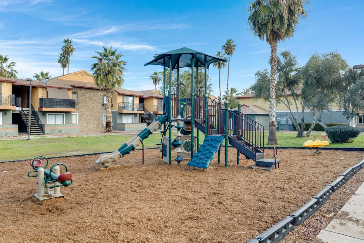 Apartment for rent at 7111 N 75th Ave, Glendale, AZ 85303